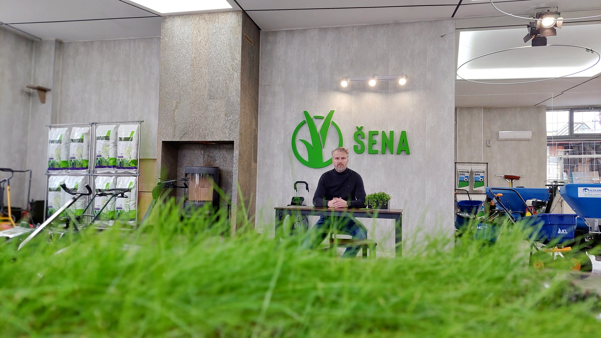 Showroom sena praha